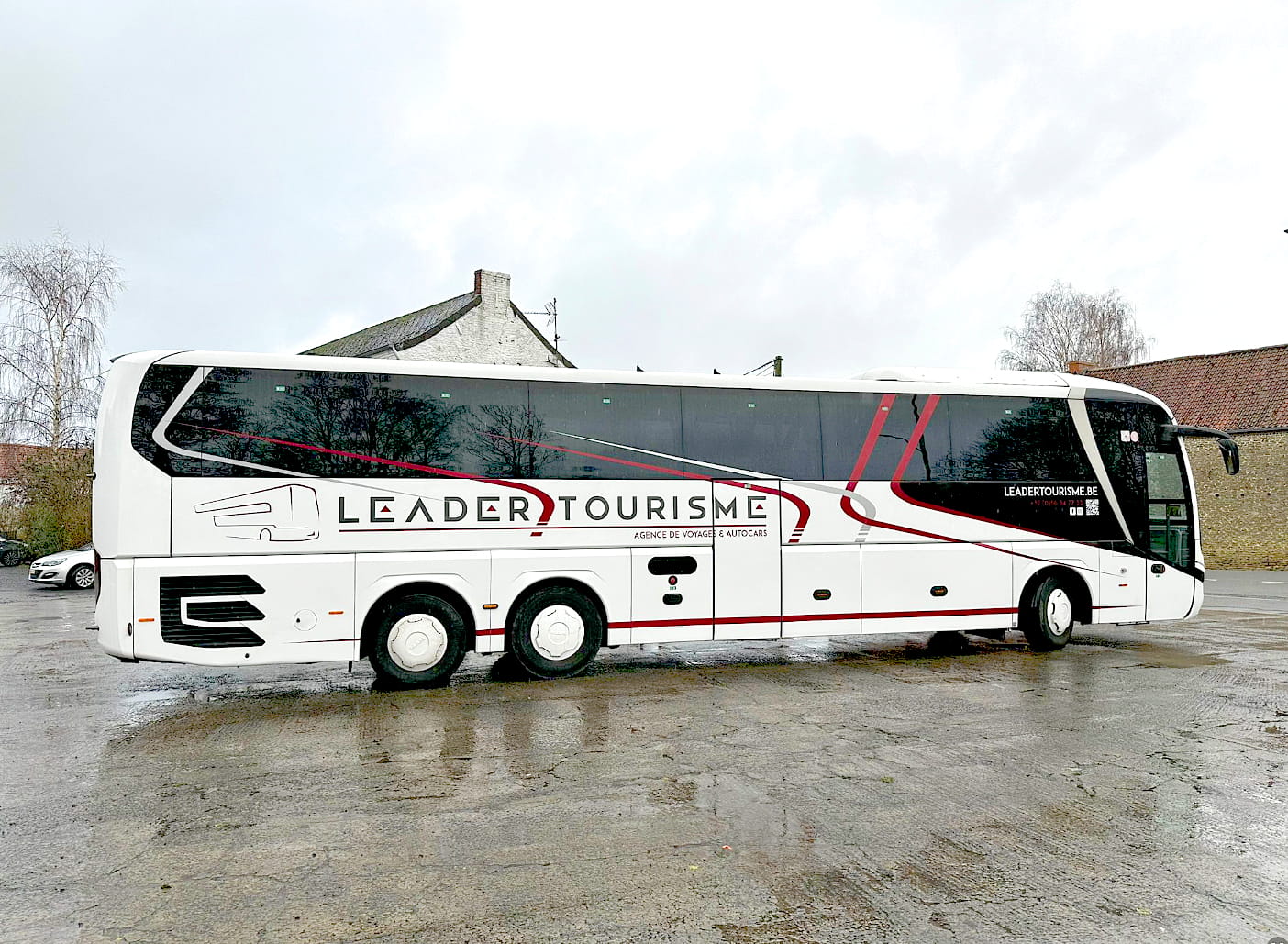 leader-tourisme-man-2